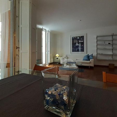 Olimpia Apartment City Center ซาแลร์โน ภายนอก รูปภาพ