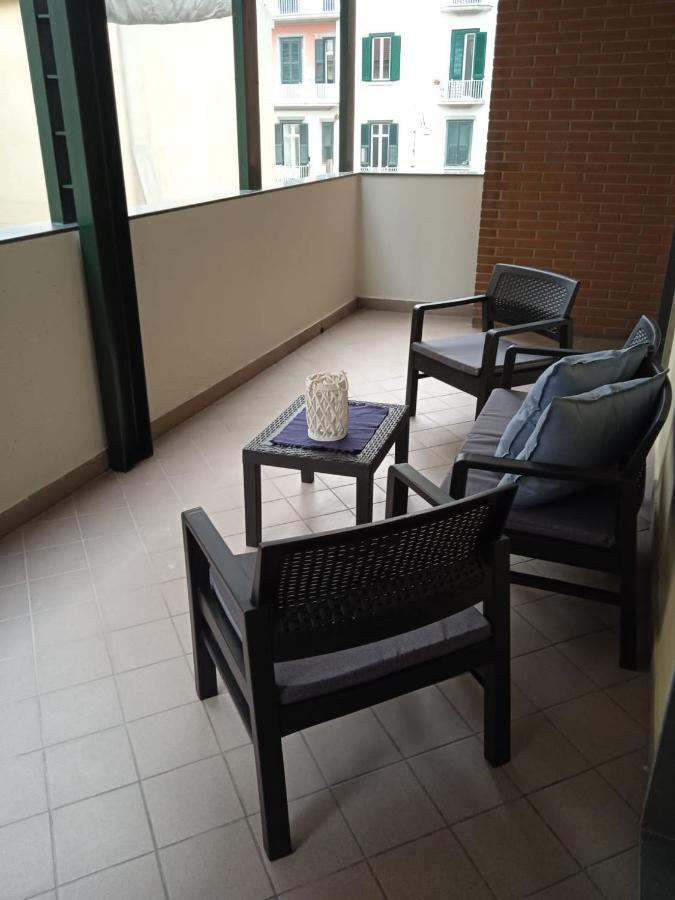 Olimpia Apartment City Center ซาแลร์โน ภายนอก รูปภาพ