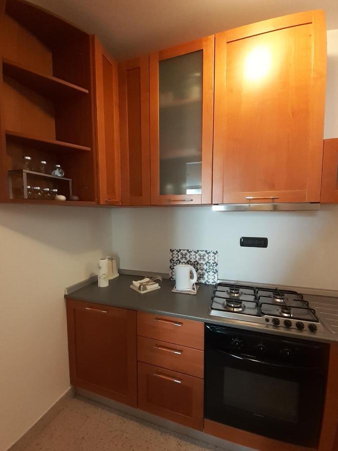 Olimpia Apartment City Center ซาแลร์โน ภายนอก รูปภาพ