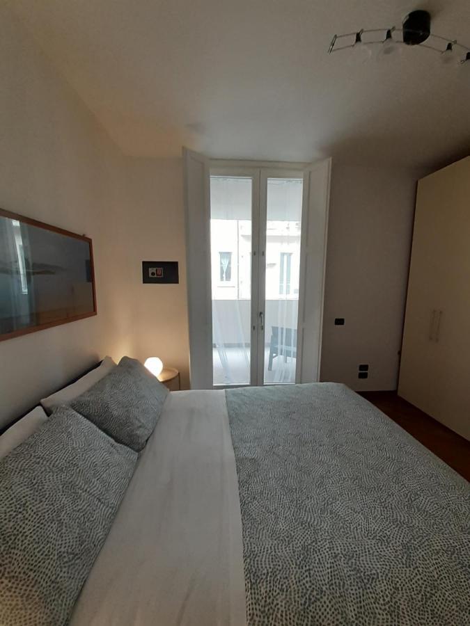 Olimpia Apartment City Center ซาแลร์โน ภายนอก รูปภาพ